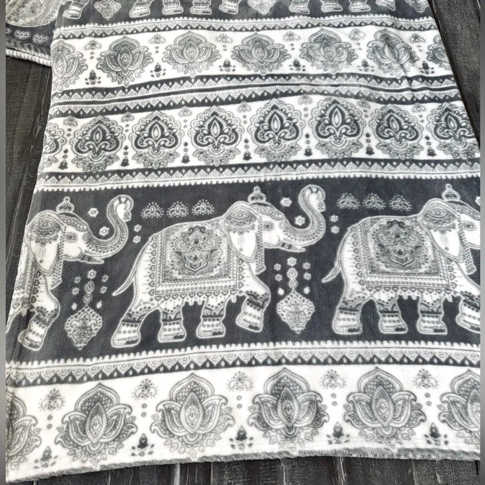 Plush Gray Boho Elephant Mandala Printed Throw Blanket